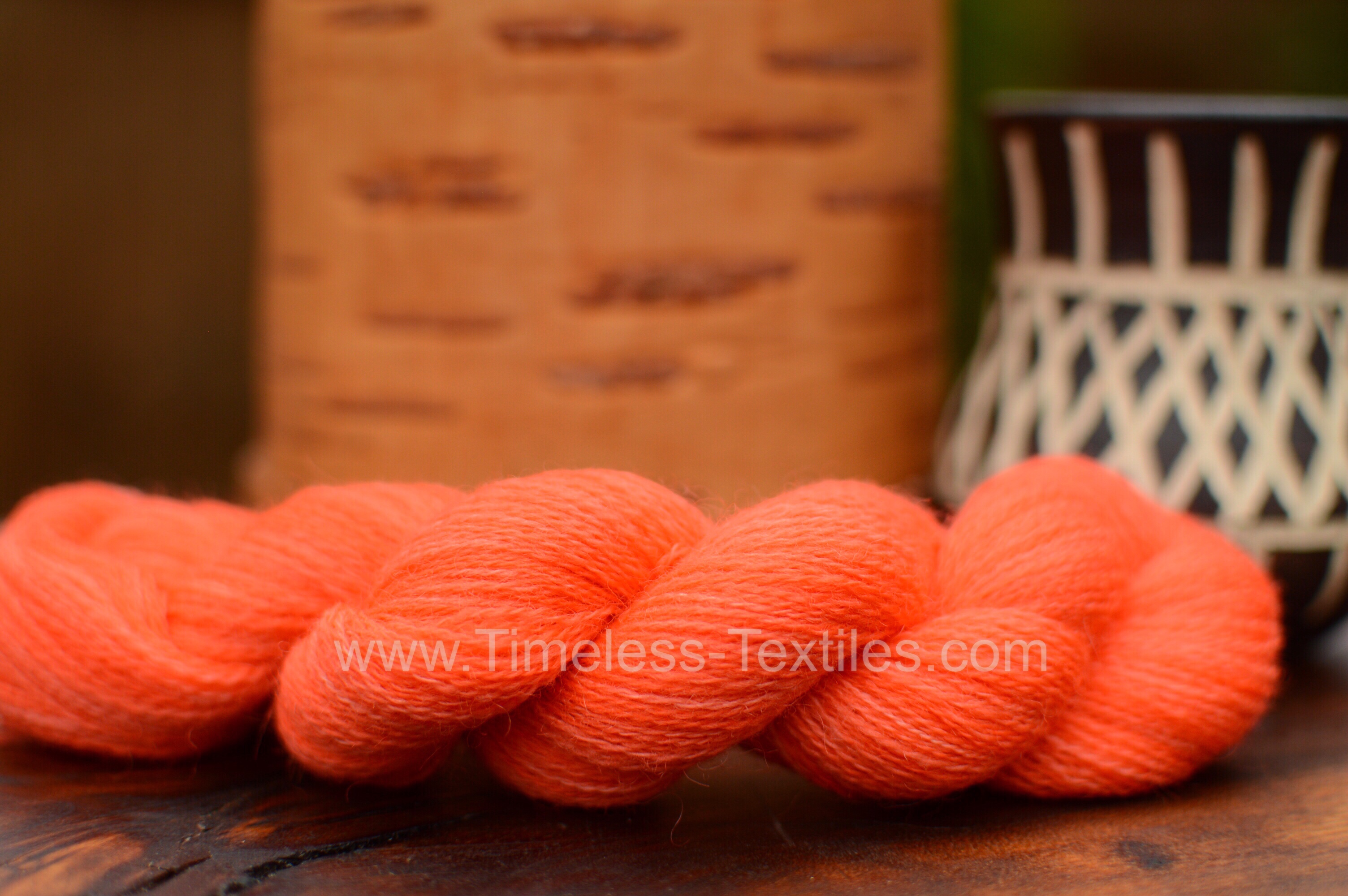 Coral - EPiC 2/18 worsted wool yarn